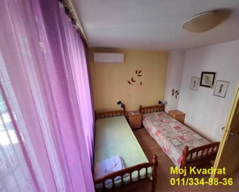 Stan na prodaju u Beogradu, Vukov spomenik, trosoban, 55m2, cena 179000 evra