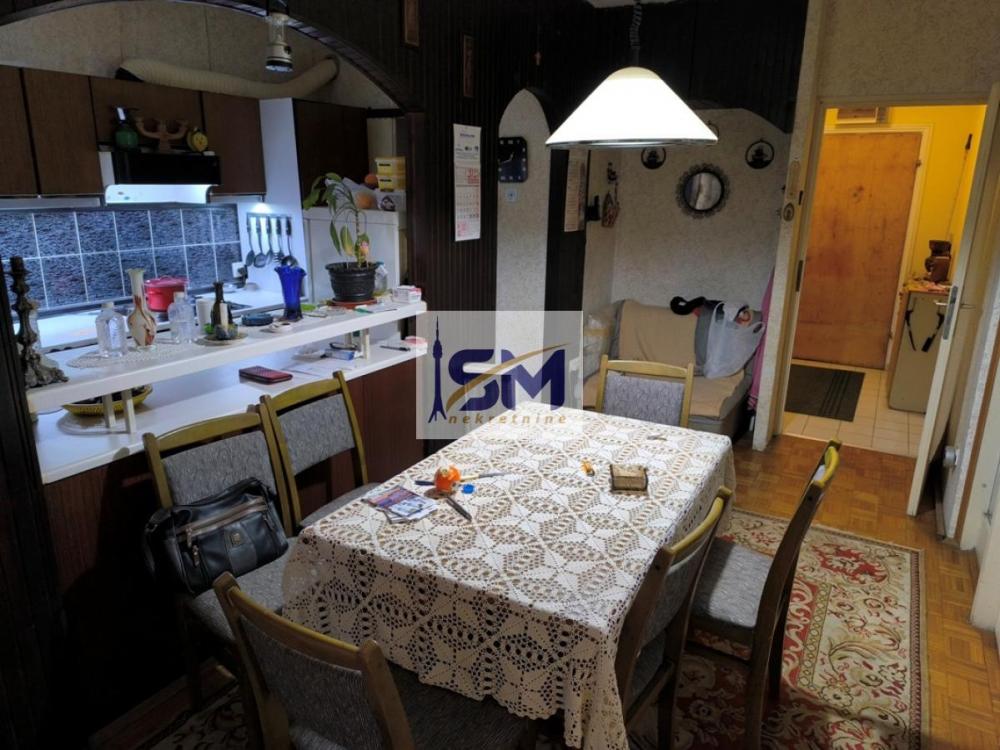 Stan na prodaju u Beogradu, Barajevo, dvoiposoban, 75m2, cena 76000 evra