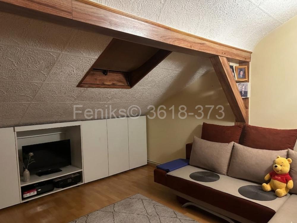 Stan na prodaju u Beogradu, Novi Beograd blok 8 (Paviljoni), trosoban, 63m2, cena 178500 evra