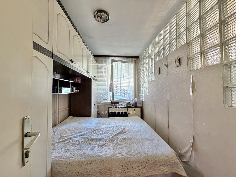 Stan na prodaju u Beogradu, Voždovac, trosoban, 103m2, cena 250000 evra