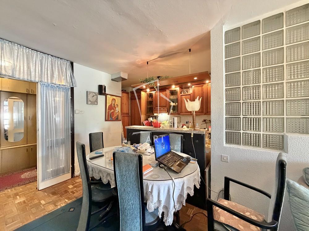 Stan na prodaju u Beogradu, Voždovac, trosoban, 103m2, cena 250000 evra