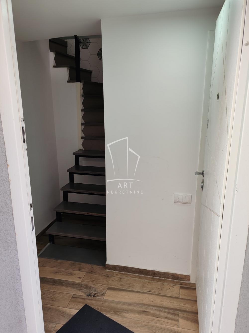 Stan na prodaju u Beogradu, Bulevar despota Stefana, dvosoban, 59m2, cena 210000 evra