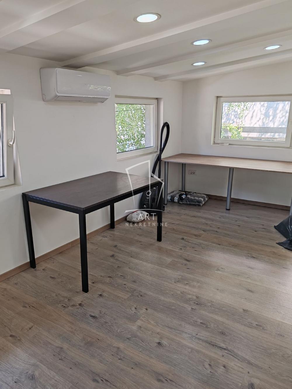 Stan na prodaju u Beogradu, Bulevar despota Stefana, dvosoban, 59m2, cena 210000 evra