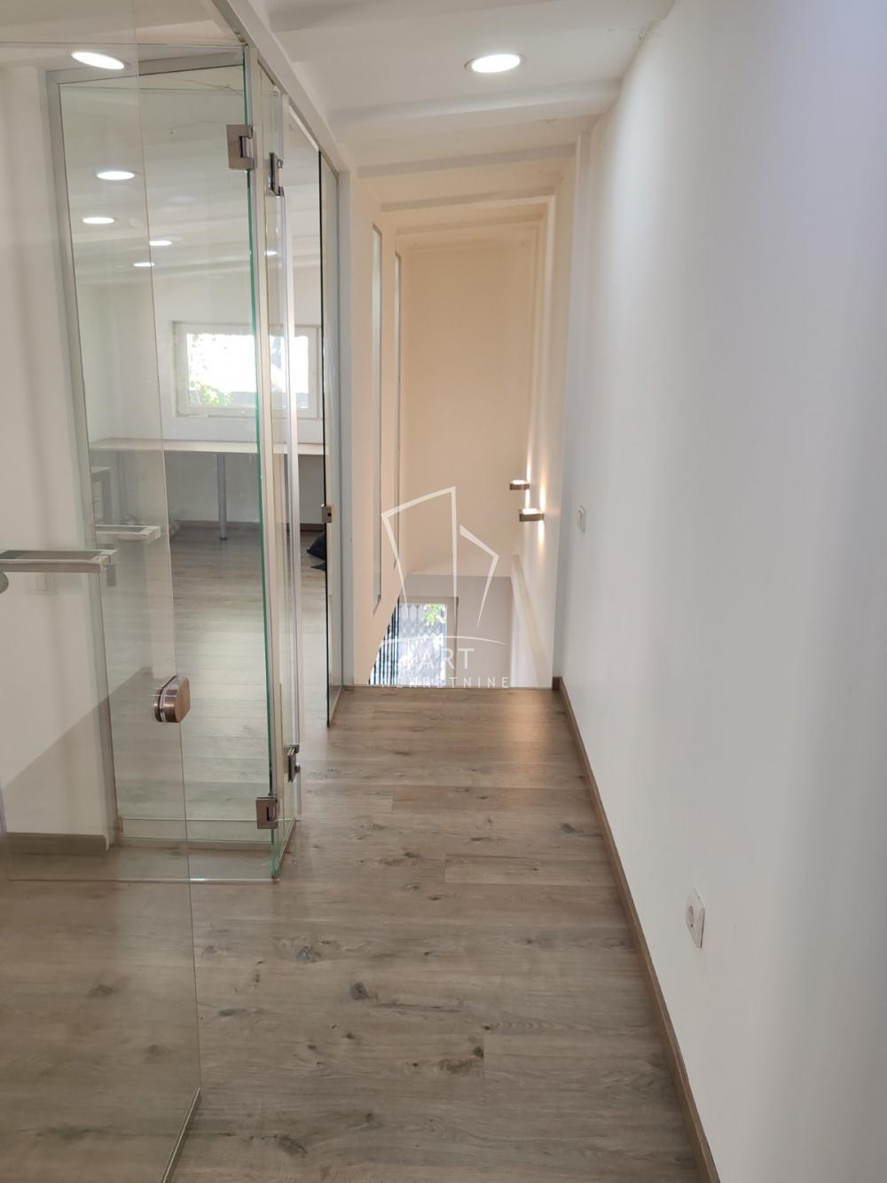 Stan na prodaju u Beogradu, Bulevar despota Stefana, dvosoban, 59m2, cena 210000 evra