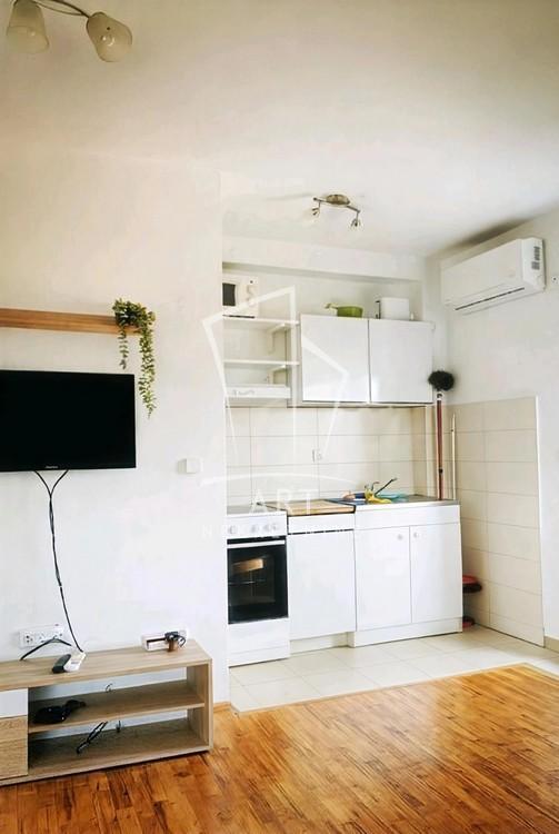 Stan na prodaju u Beogradu, Palilula, dvosoban, 42m2, cena 107000 evra