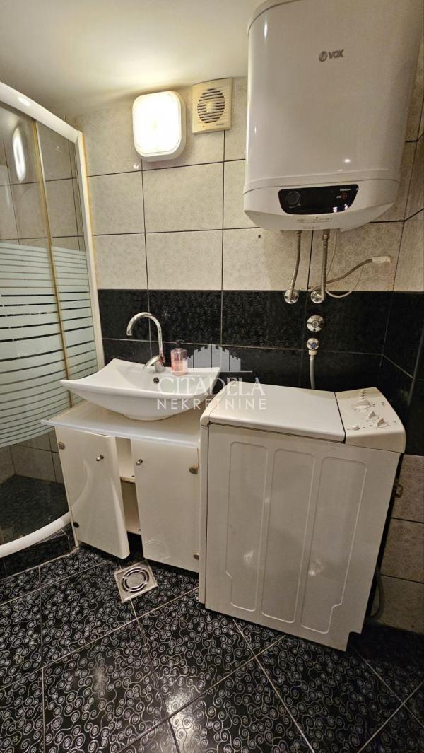 Stan na prodaju u Beogradu, Stari grad, dvosoban, 18m2, cena 85000 evra