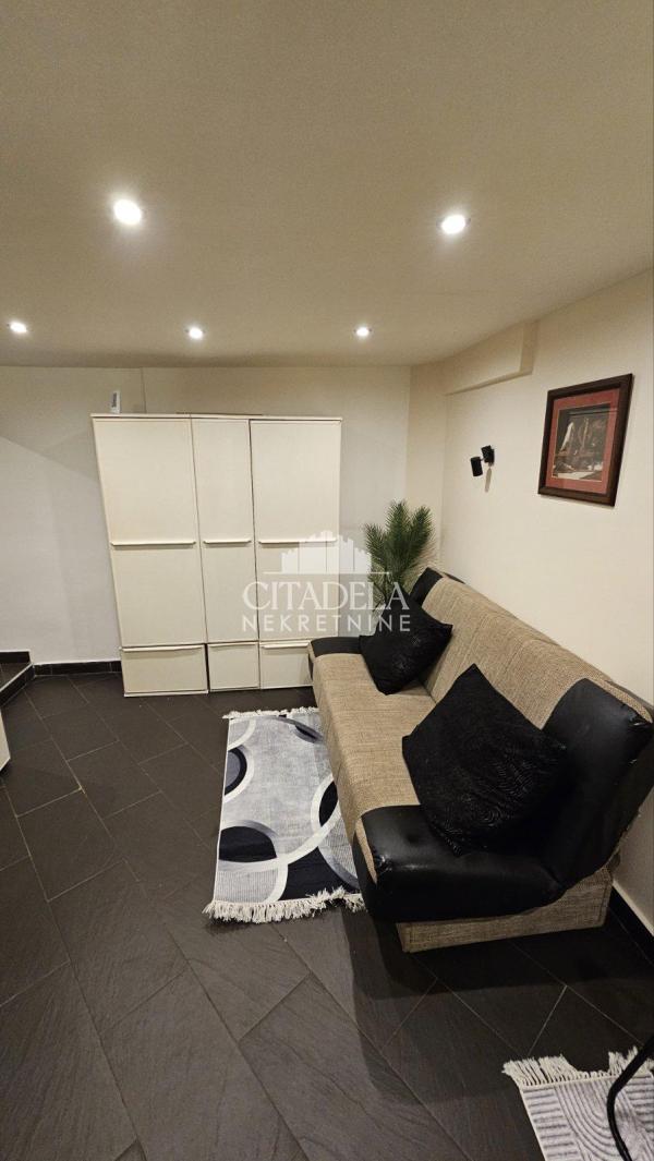 Stan na prodaju u Beogradu, Stari grad, dvosoban, 18m2, cena 85000 evra