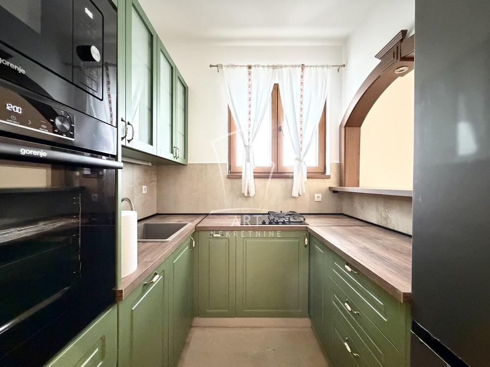 Stan na prodaju u Beogradu, Đeram pijaca, 155m2, cena 605000 evra