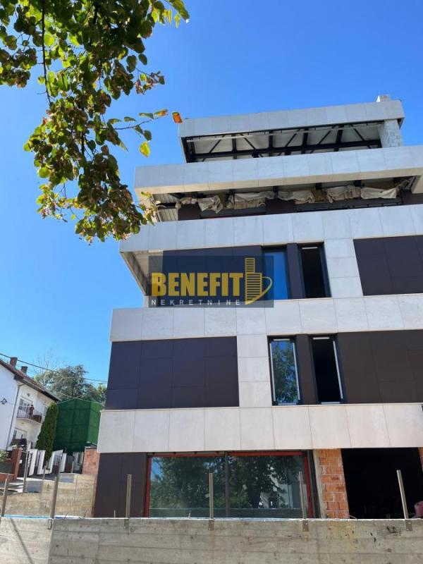 Stan na prodaju u Beogradu, Dedinje, cetvorosoban, 150m2, cena 825000 evra