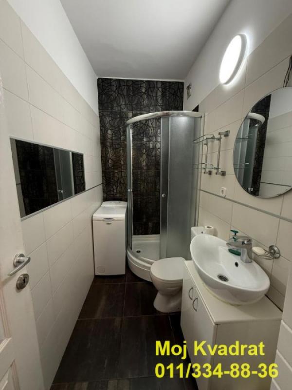 Stan na prodaju u Beogradu, Crveni Krst, dvosoban, 45m2, cena 175000 evra