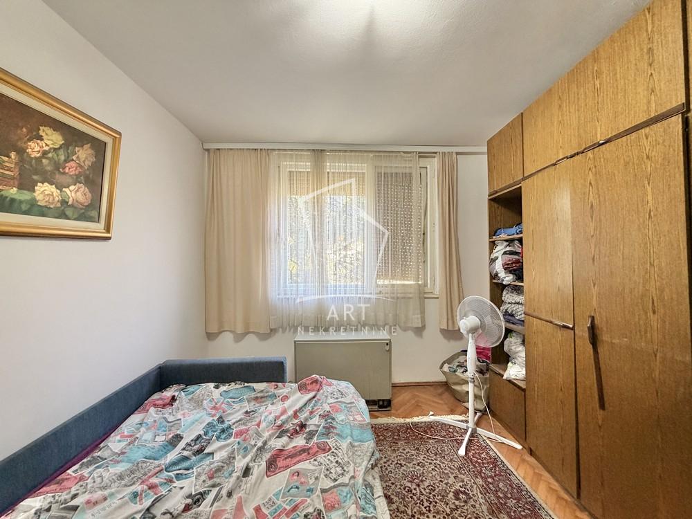 Stan na prodaju u Beogradu, Čukarica, jednoiposoban, 39m2, cena 95000 evra