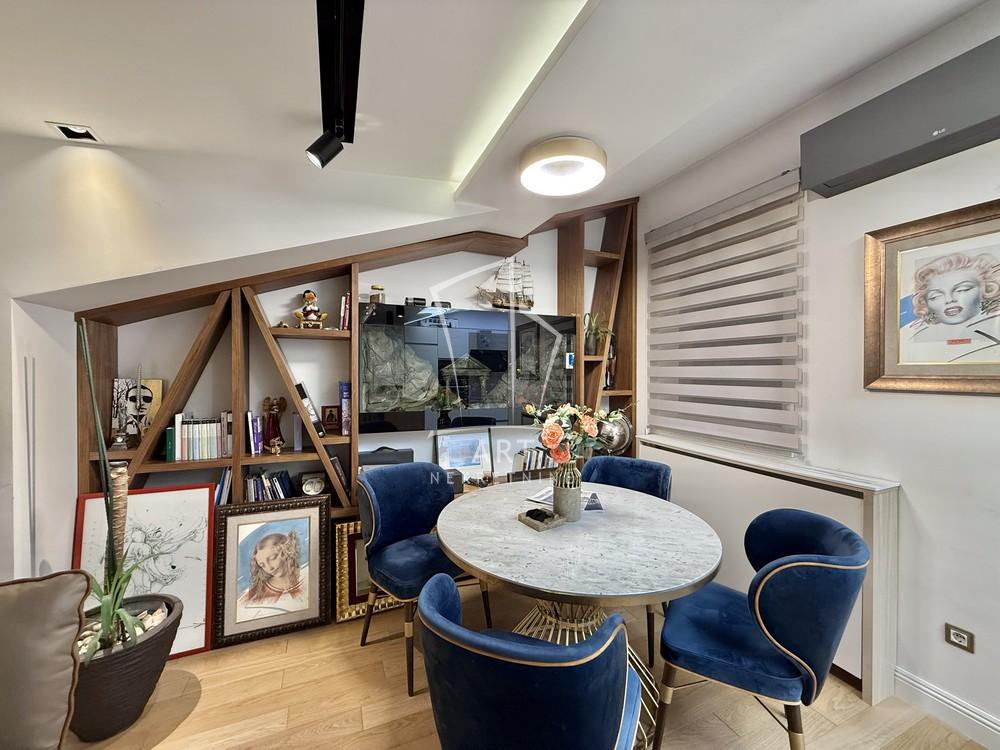 Stan na prodaju u Beogradu, Vračar, trosoban, 83m2, cena 399000 evra