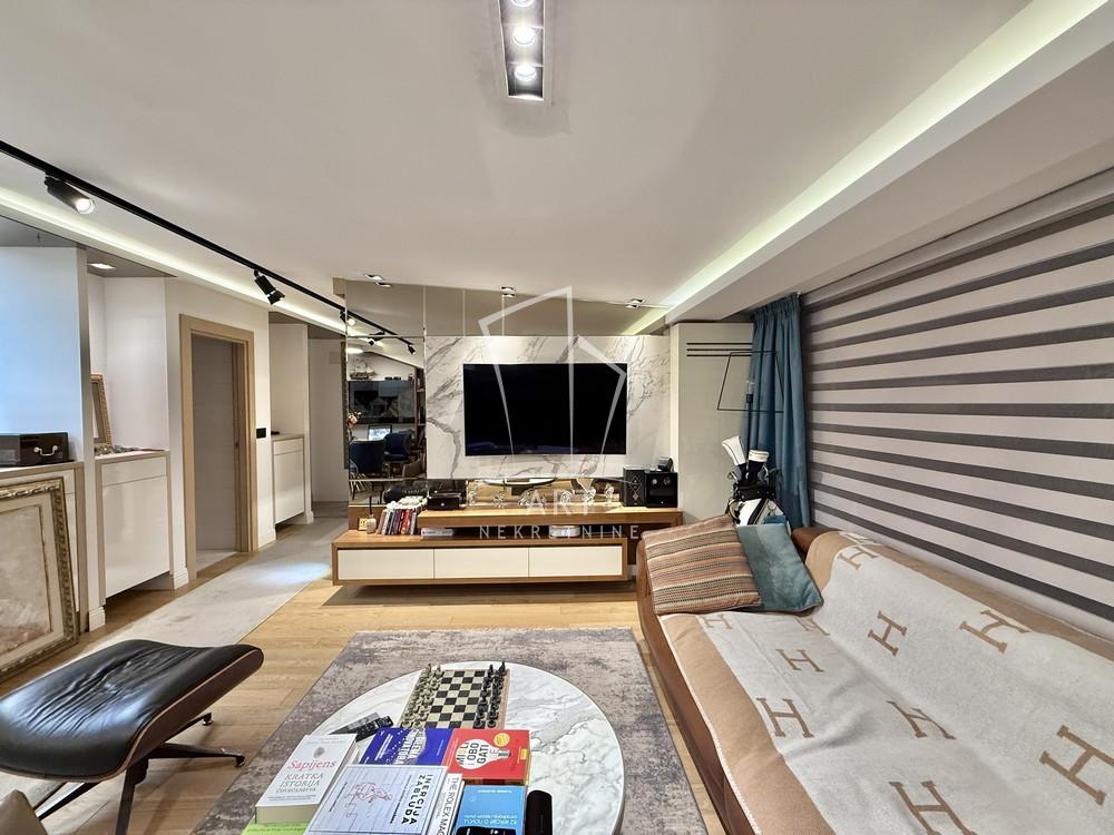 Stan na prodaju u Beogradu, Vračar, trosoban, 83m2, cena 399000 evra