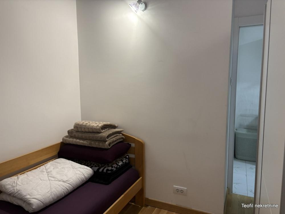 Stan na prodaju u Beogradu, Mirijevo, dvosoban, 53m2, cena 185000 evra