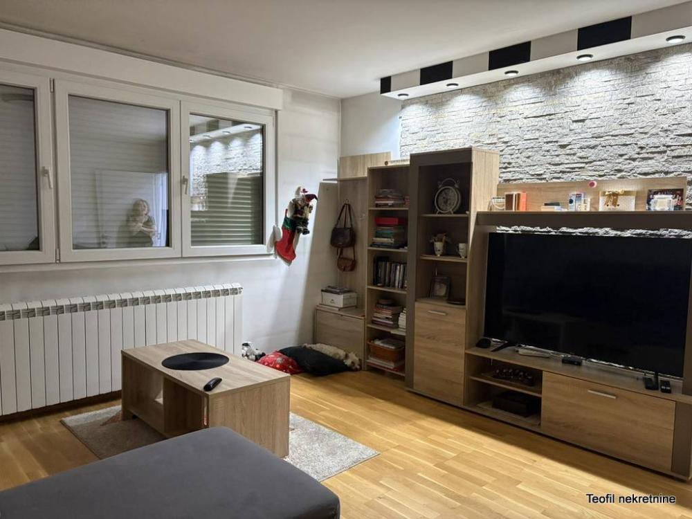 Stan na prodaju u Beogradu, Mirijevo, dvosoban, 53m2, cena 185000 evra