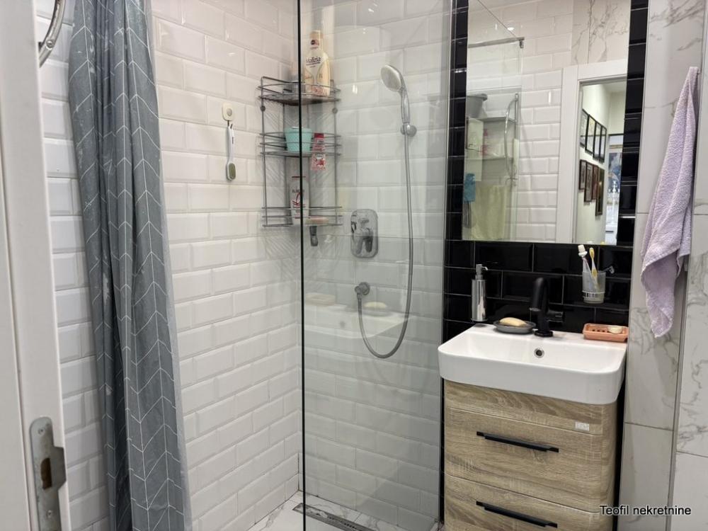 Stan na prodaju u Beogradu, Mirijevo, dvosoban, 53m2, cena 185000 evra