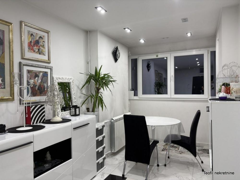 Stan na prodaju u Beogradu, Mirijevo, dvosoban, 53m2, cena 185000 evra