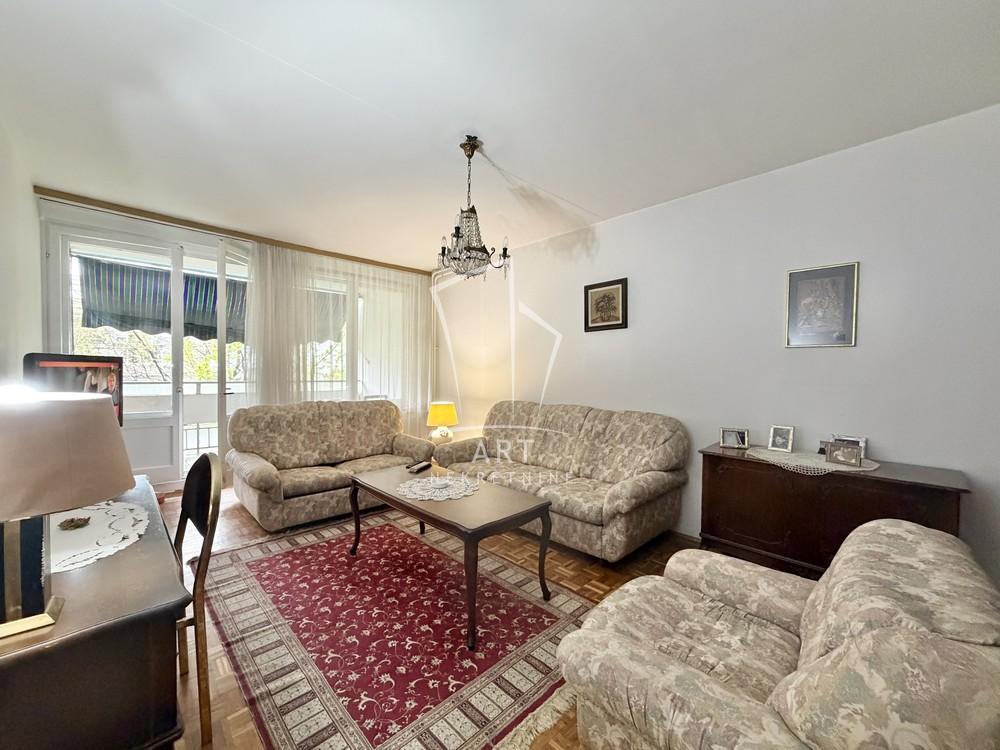 Stan na prodaju u Beogradu, Novi Beograd blok 70 (Kineski TC), dvosoban, 65m2, cena 230000 evra