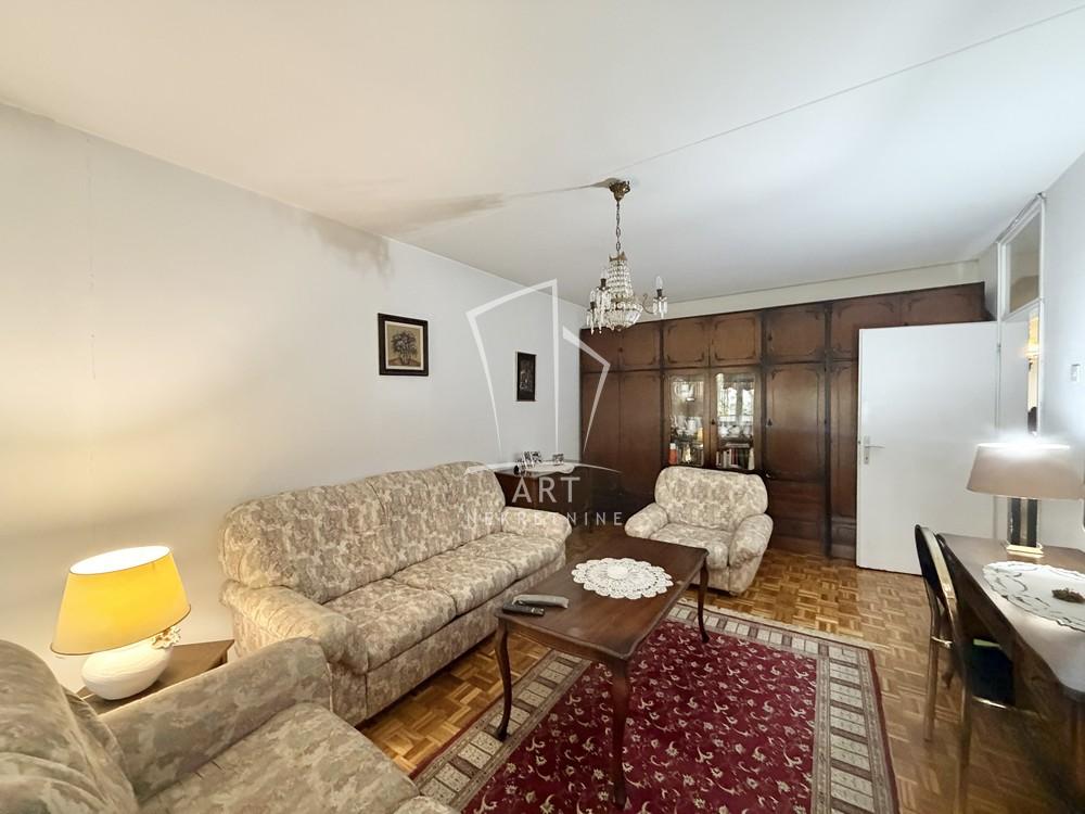 Stan na prodaju u Beogradu, Novi Beograd blok 70 (Kineski TC), dvosoban, 65m2, cena 230000 evra