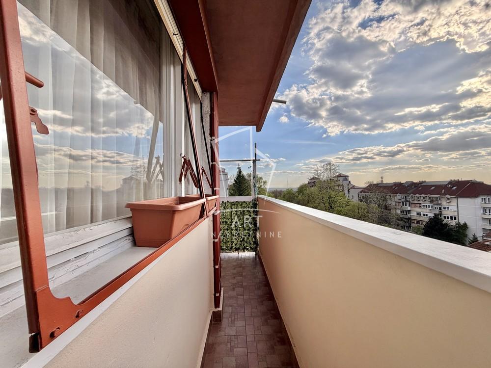 Stan na prodaju u Beogradu, Banovo brdo, dvosoban, 62m2, cena 185000 evra