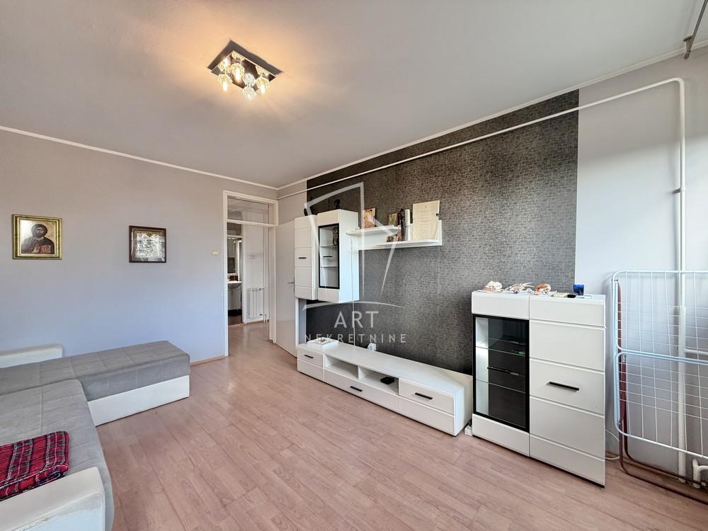 Stan na prodaju u Beogradu, Banovo brdo, dvosoban, 62m2, cena 185000 evra