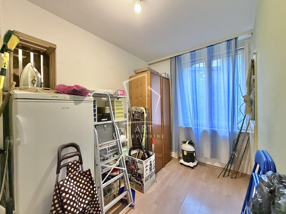 Stan na prodaju u Beogradu, Zvezdara, dvoiposoban, 55m2, cena 179000 evra