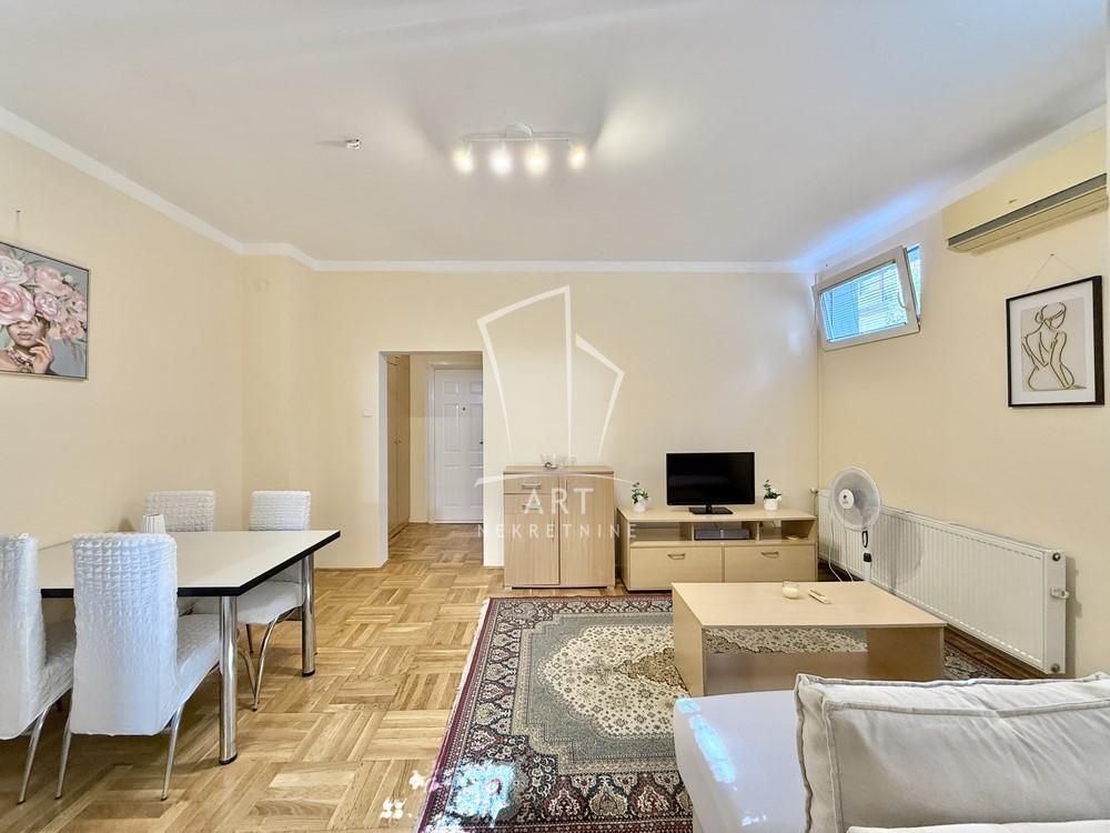 Stan na prodaju u Beogradu, Čukarica, dvosoban, 42m2, cena 97000 evra