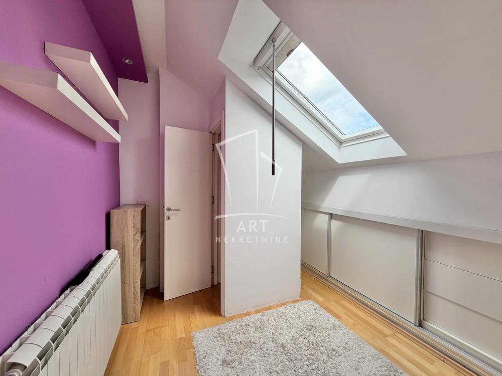 Stan na prodaju u Beogradu, Čukarica, dvosoban, 67m2, cena 179500 evra