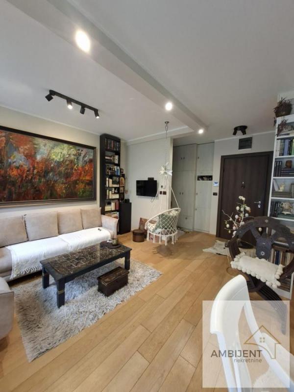 Stan na prodaju u Beogradu, Pašino brdo, dvoiposoban, 65m2, cena 248000 evra