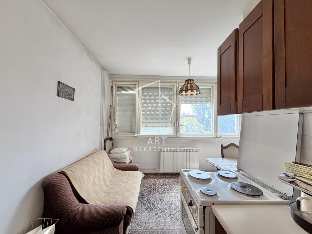 Stan na prodaju u Beogradu, Konjarnik, dvosoban, 45m2, cena 152600 evra