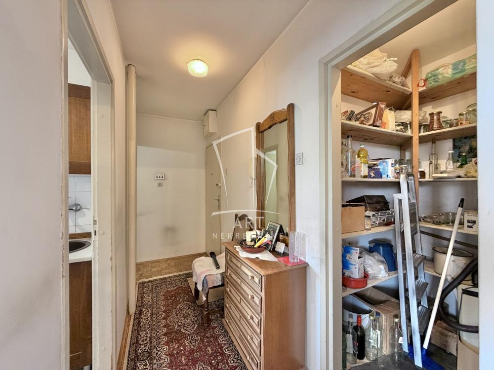 Stan na prodaju u Beogradu, Konjarnik, dvosoban, 45m2, cena 152600 evra