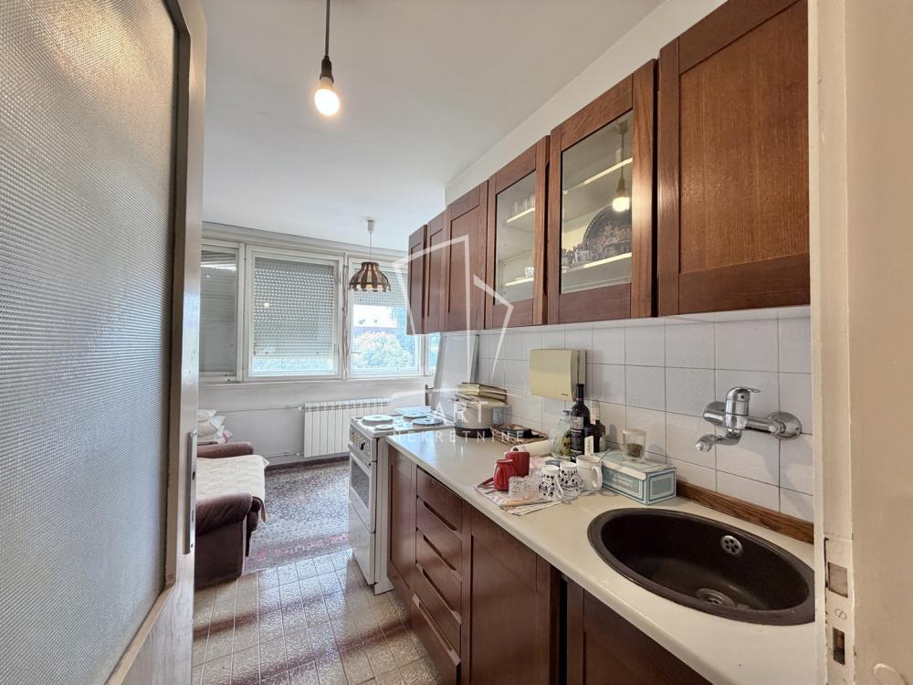 Stan na prodaju u Beogradu, Konjarnik, dvosoban, 45m2, cena 152600 evra