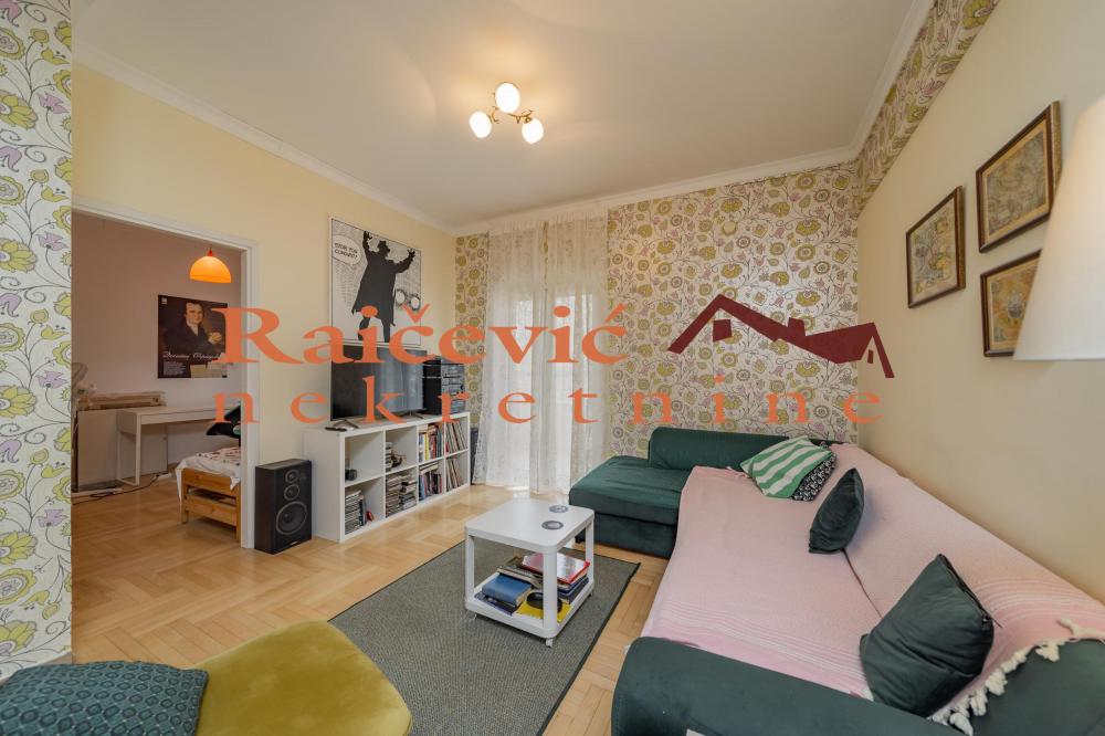 Stan na prodaju u Beogradu, Beograd (centar), trosoban, 79m2, cena 395000 evra