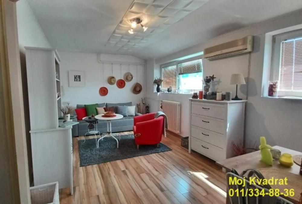 Stan na prodaju u Beogradu, Skojevsko naselje, dvoiposoban, 53m2, cena 140000 evra