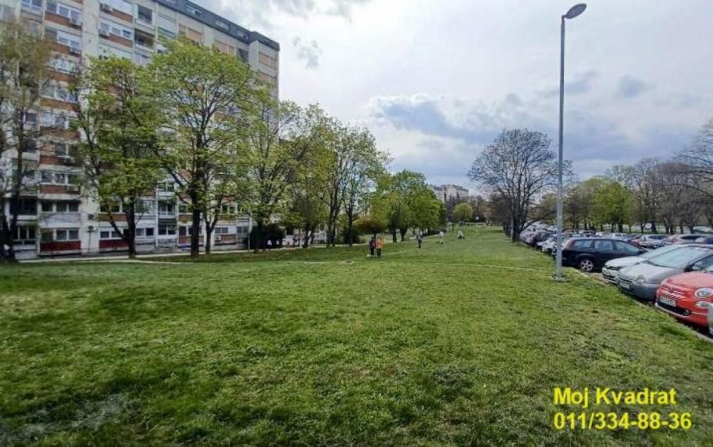 Stan na prodaju u Beogradu, Skojevsko naselje, dvoiposoban, 53m2, cena 140000 evra