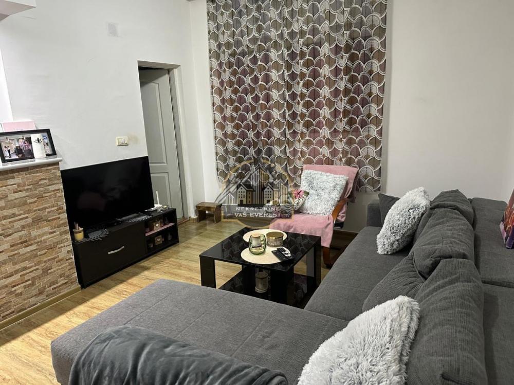 Stan na prodaju u Beogradu, Mirijevo 2, dvosoban, 62m2, cena 130000 evra