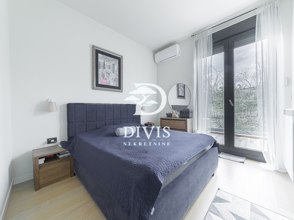 Stan na prodaju u Beogradu, Novi Beograd, 149m2, cena 548999 evra