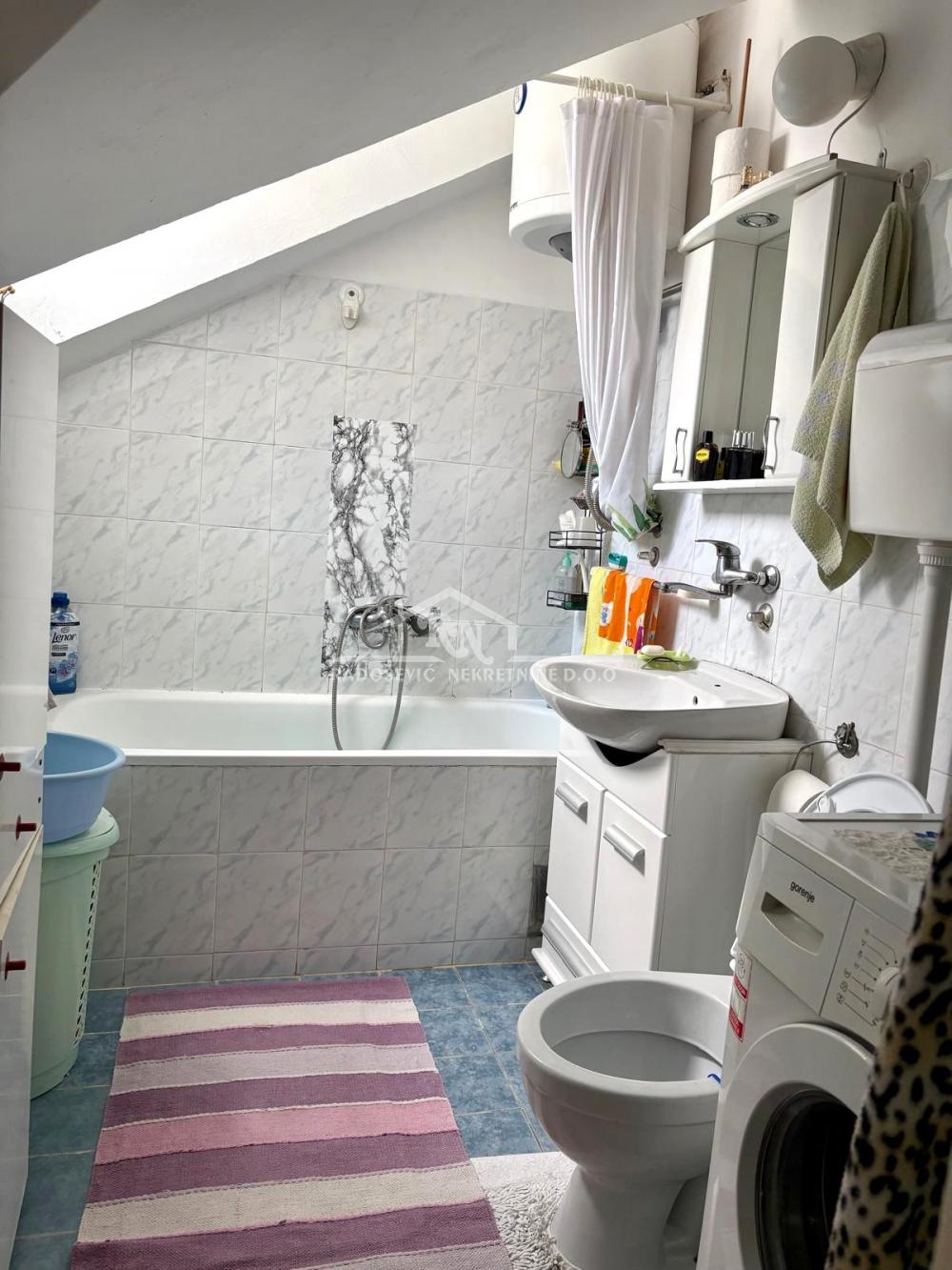 Stan na prodaju u Beogradu, Labudovo brdo, dvosoban, 55m2, cena 139000 evra