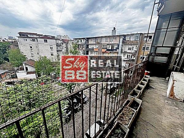 Stan na prodaju u Beogradu, Vračar, trosoban, 117m2, cena 420000 evra