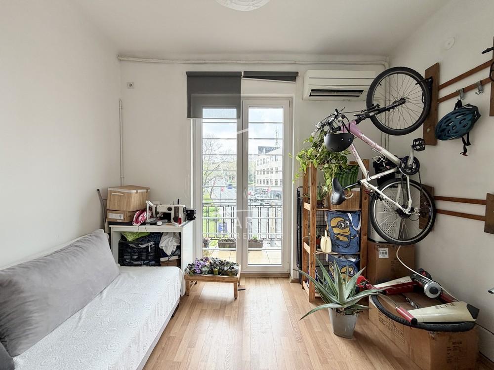 Stan na prodaju u Beogradu, Palilula, trosoban, 60m2, cena 295000 evra