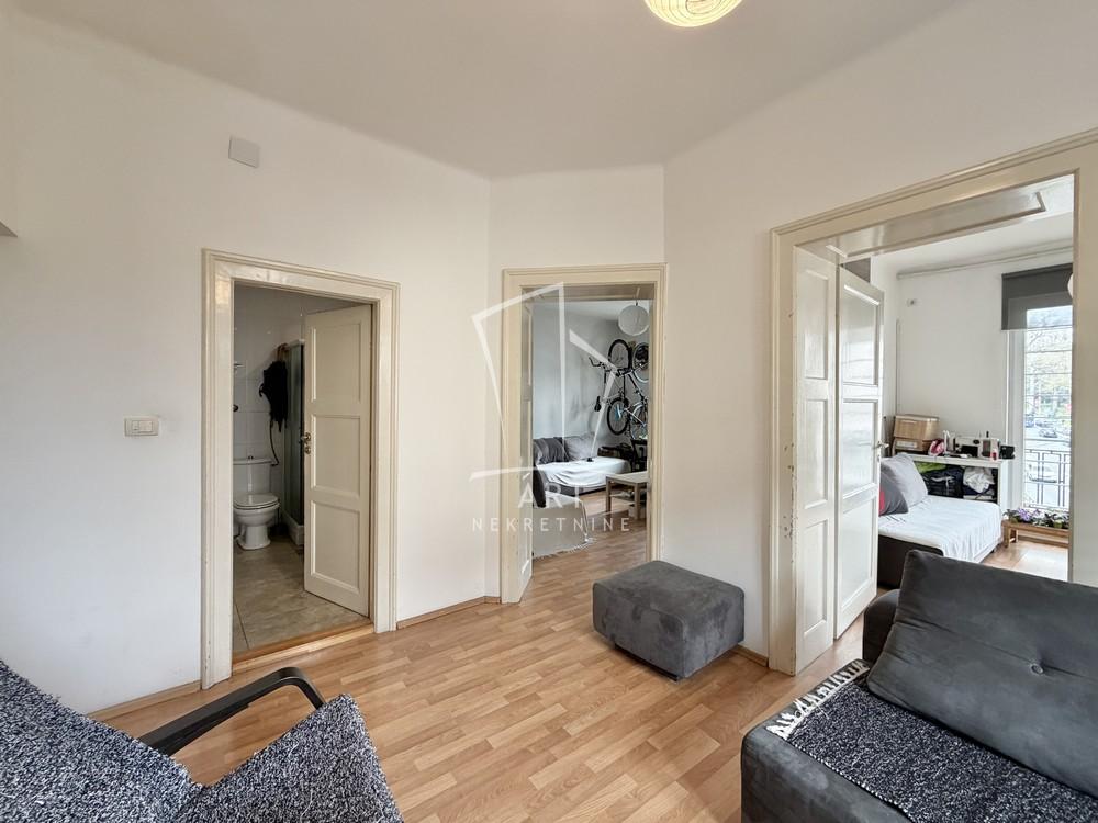 Stan na prodaju u Beogradu, Palilula, trosoban, 60m2, cena 295000 evra