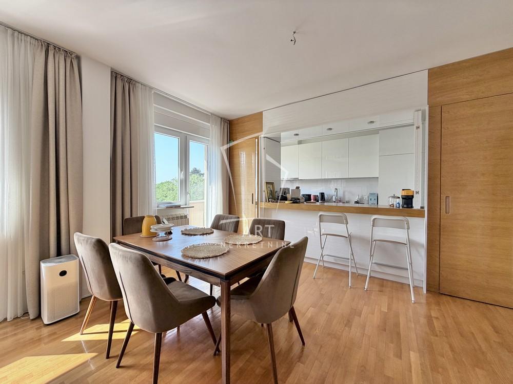 Stan na prodaju u Beogradu, Vračar (Hram), dvosoban, 63m2, cena 445000 evra