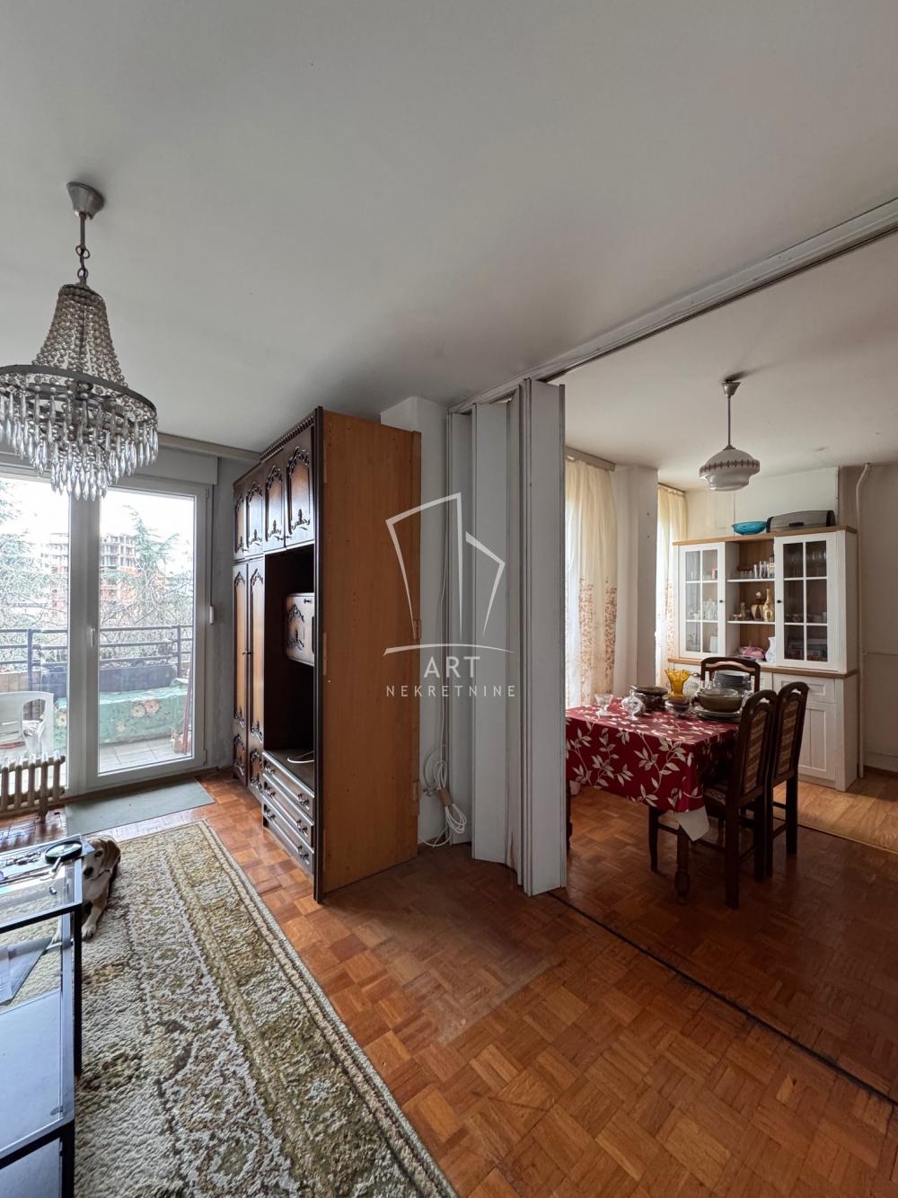 Stan na prodaju u Beogradu, Čukarica, jednosoban, 59m2, cena 186000 evra