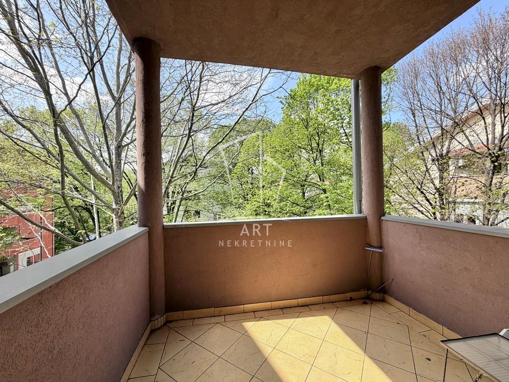 Stan na prodaju u Beogradu, Karaburma, jednosoban, 36m2, cena 100000 evra