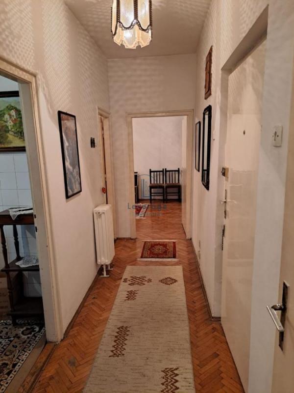 Stan na prodaju u Beogradu, Senjak, dvosoban, 122m2, cena 320000 evra