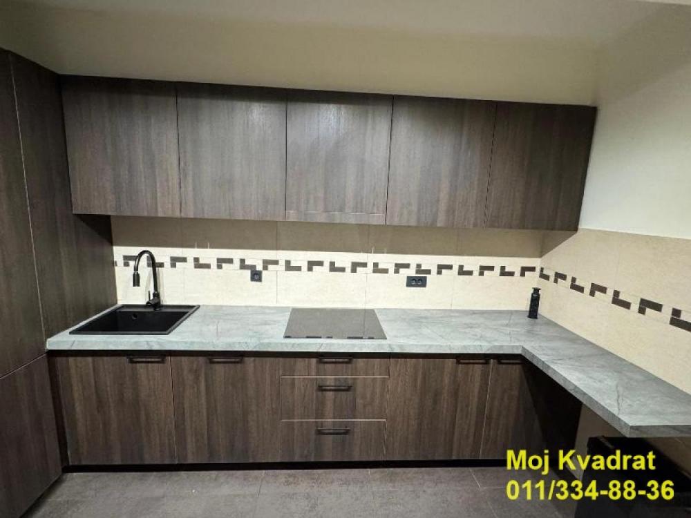 Stan na prodaju u Beogradu, Crveni Krst, cetvorosoban, 102m2, cena 450000 evra