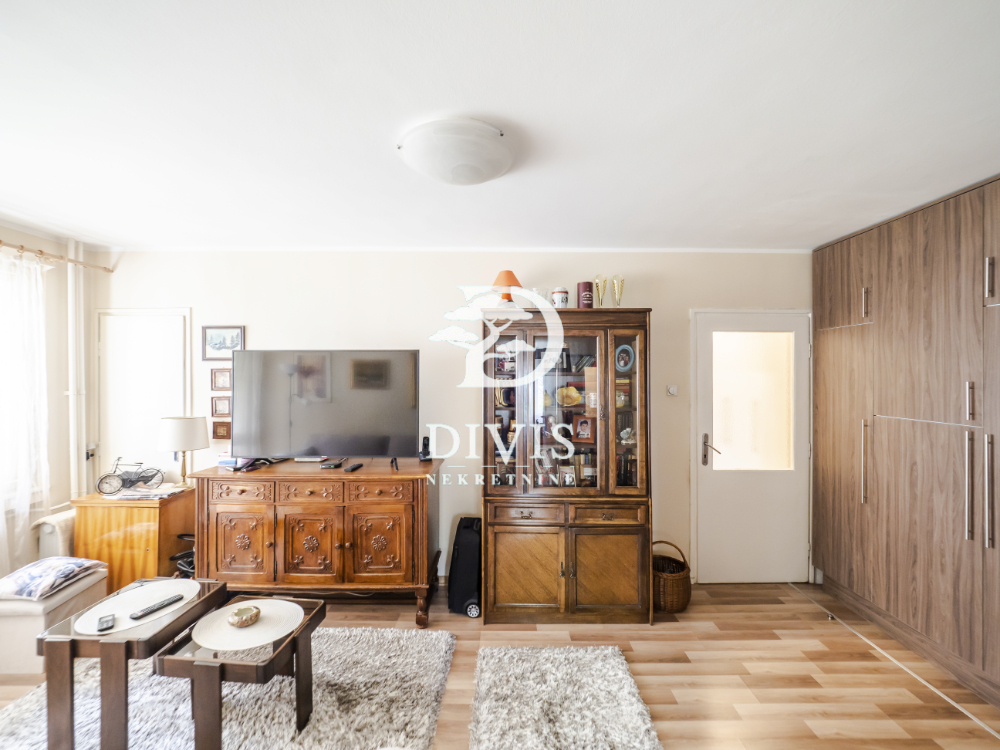 Stan na prodaju u Beogradu, Zvezdara, dvoiposoban, 62m2, cena 199000 evra