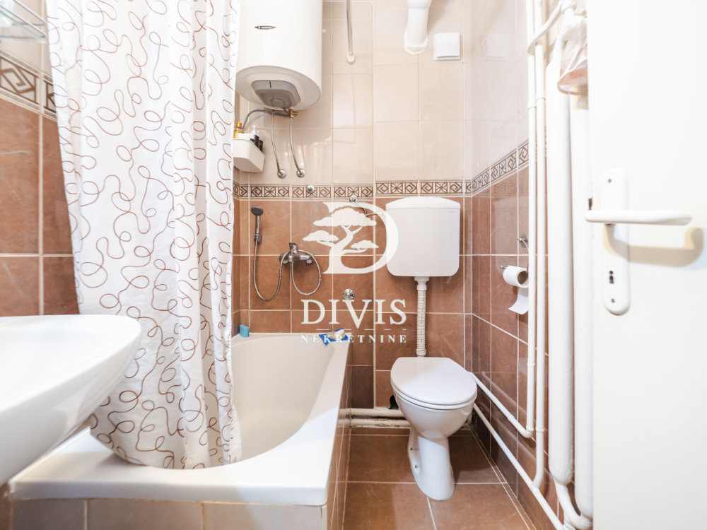 Stan na prodaju u Beogradu, Zvezdara, dvoiposoban, 62m2, cena 199000 evra