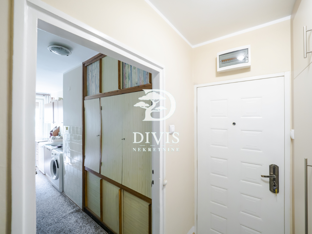 Stan na prodaju u Beogradu, Zvezdara, dvoiposoban, 62m2, cena 199000 evra