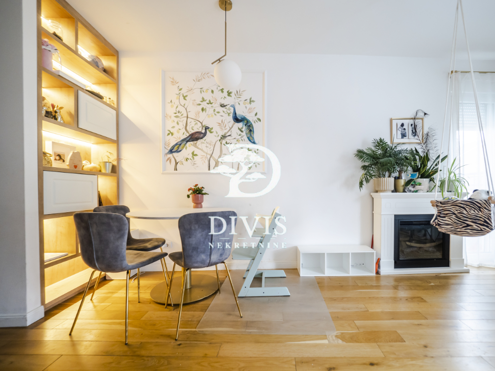 Stan na prodaju u Beogradu, Olimp, troiposoban, 74m2, cena 286000 evra